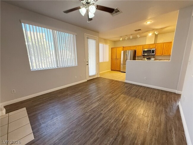 Building Photo - 2185 Polynesia Cir