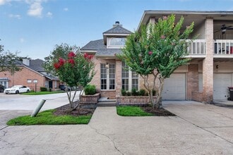 Building Photo - 5515 Strack Rd