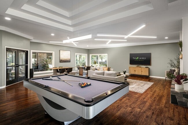 Building Photo - The Laurels