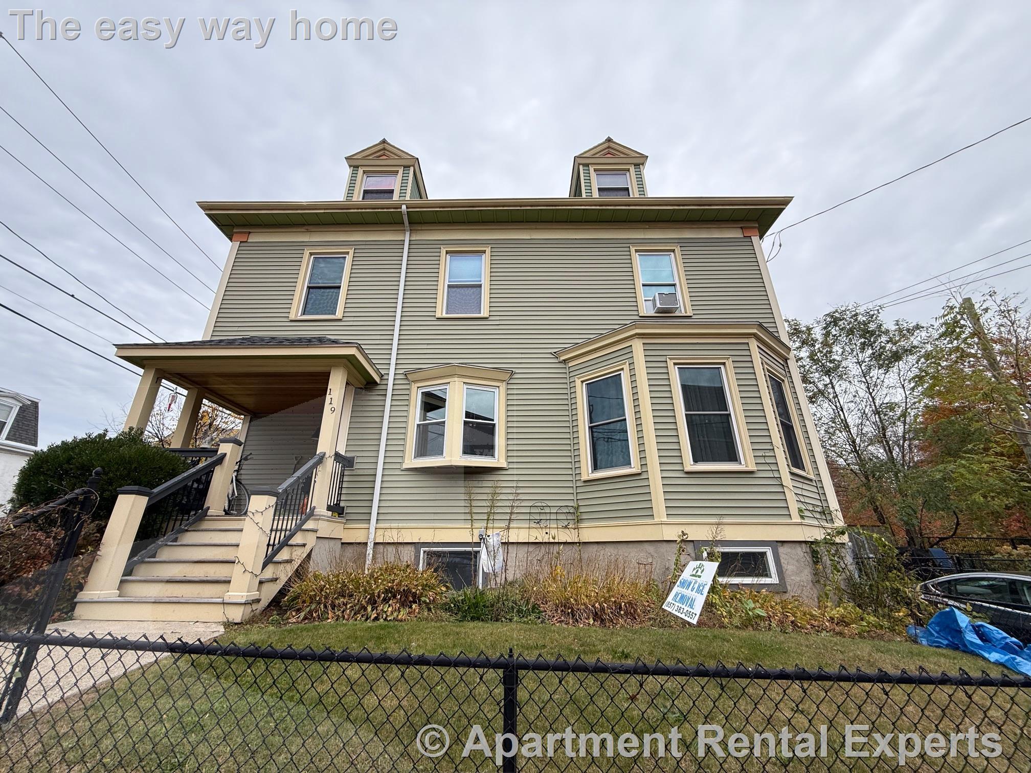 Building Photo - 119 Central St