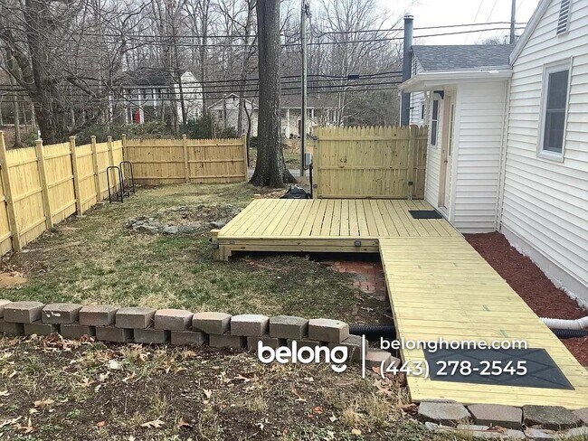 Building Photo - 822 Warburton Ln