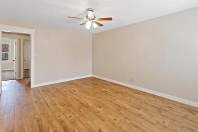 Building Photo - 1263 E Emerson Ave