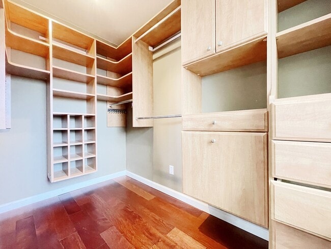 Building Photo - 449 Iliwahi Loop