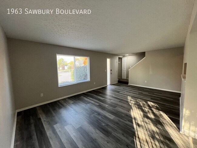 Building Photo - 1963 Sawbury Blvd