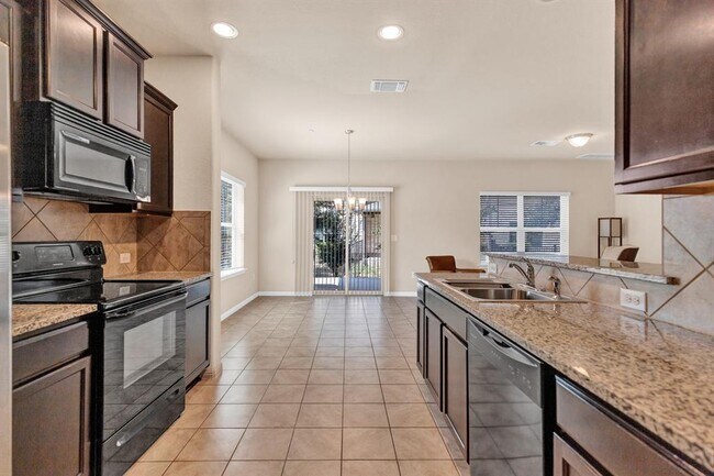Building Photo - 516 E Slaughter Ln