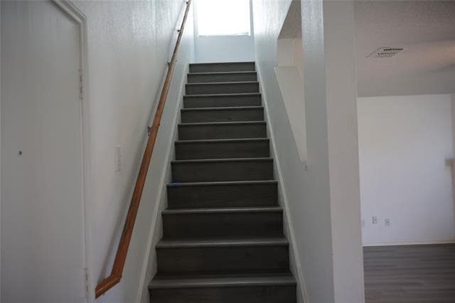 Building Photo - 16516 Cowboy Trail