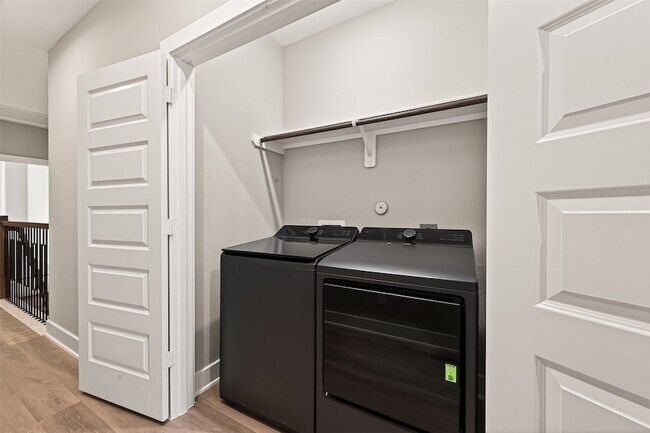 Building Photo - 3514 Runnels St