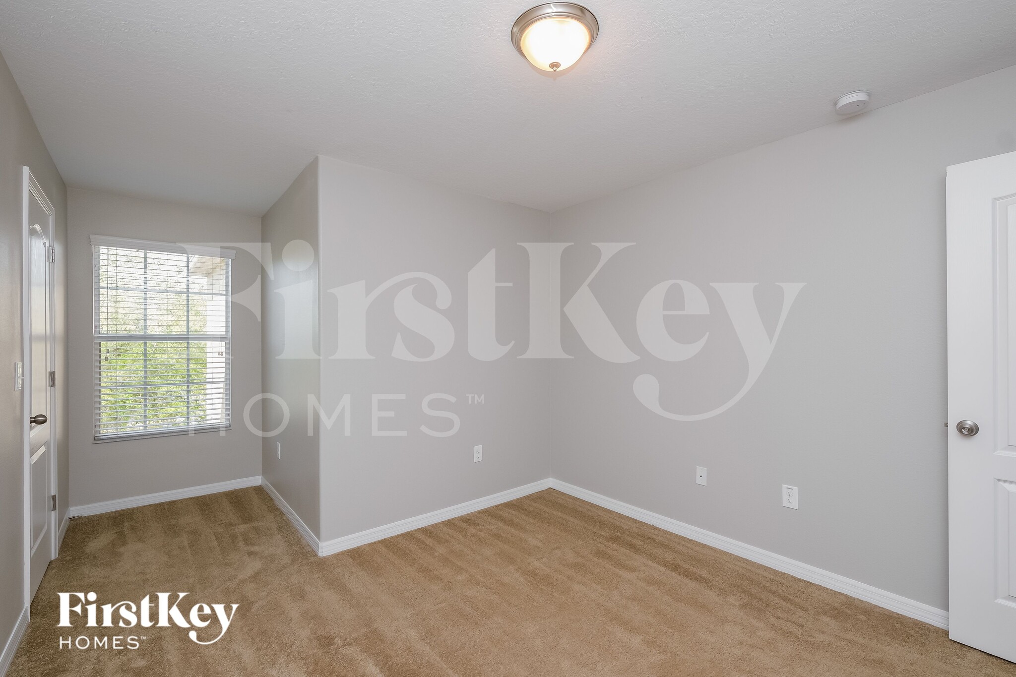 Building Photo - 10522 White Peacock Pl