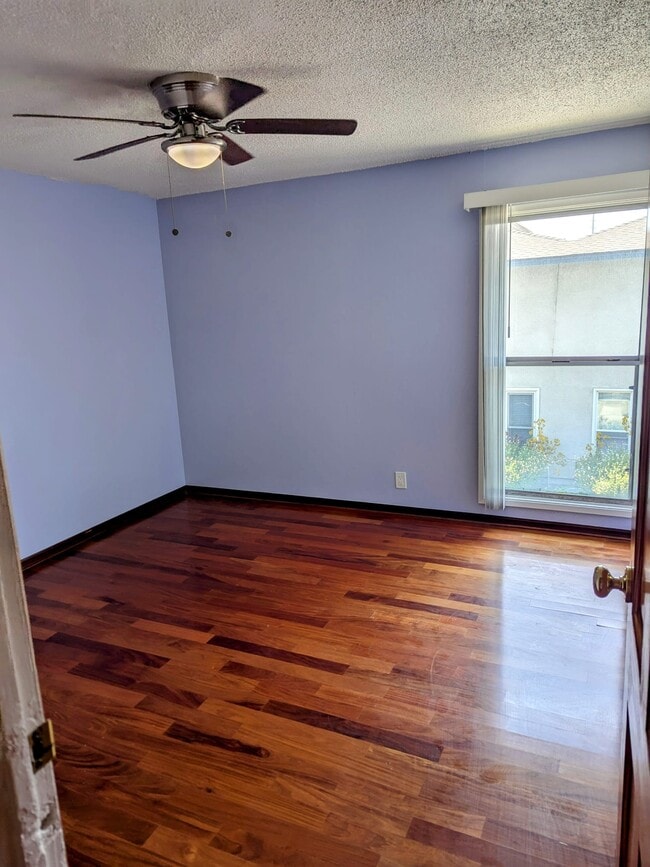 Building Photo - 4019 Bryant Ct