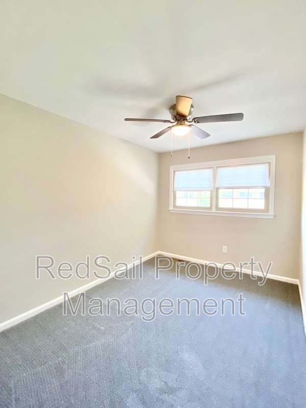 Building Photo - 398 Circuit Ln