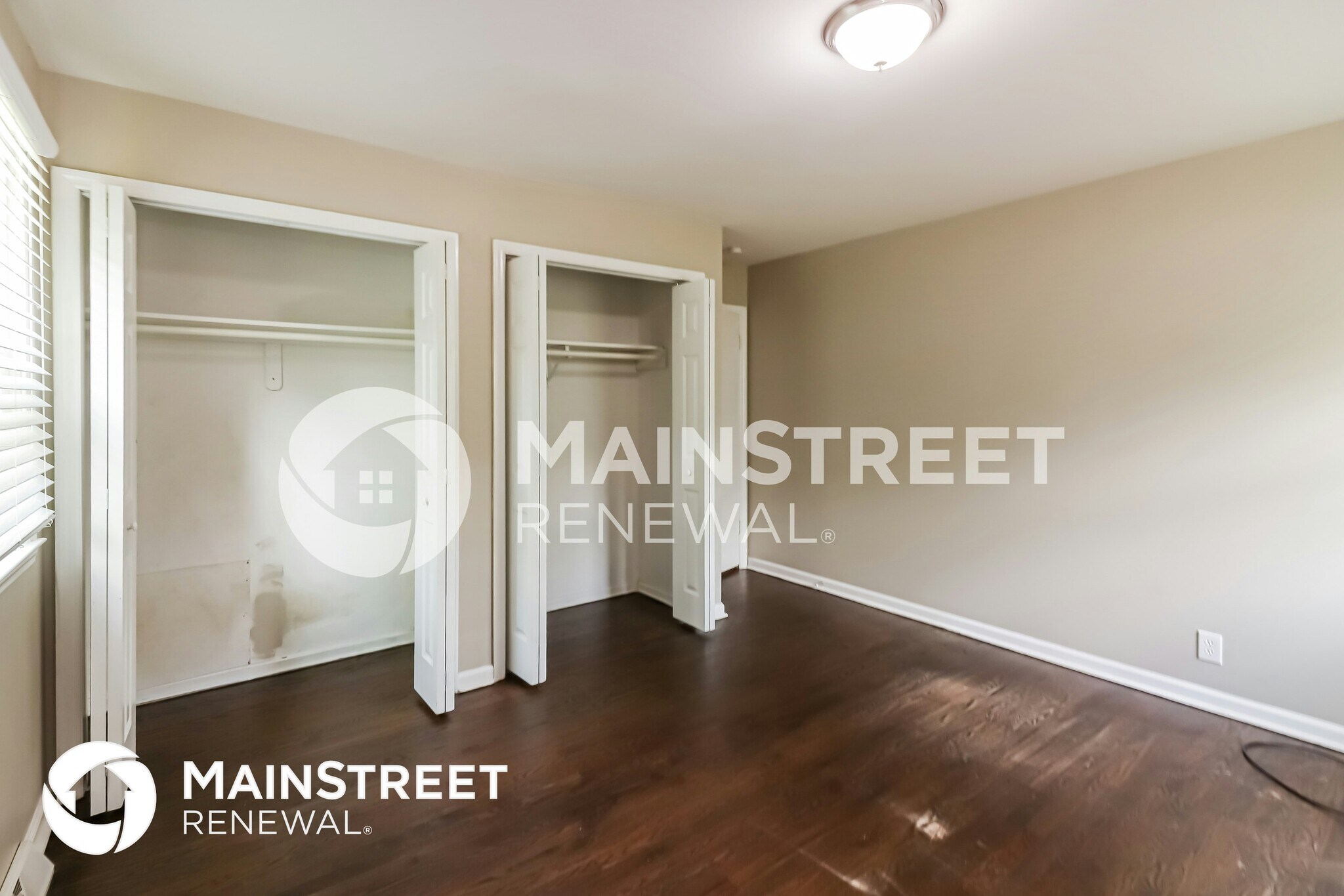 Building Photo - 7200 Willow Ave