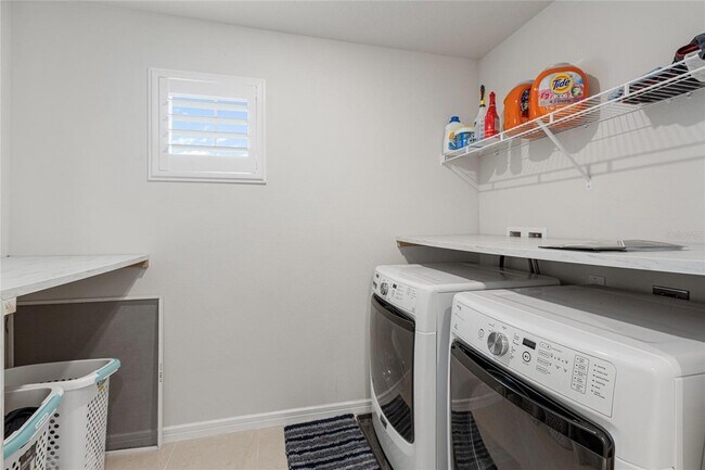 Building Photo - 20718 Monza Loop