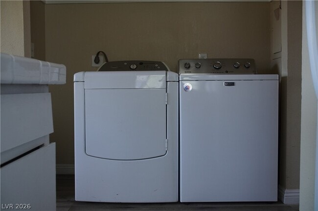 Building Photo - 6966 Issac Ave