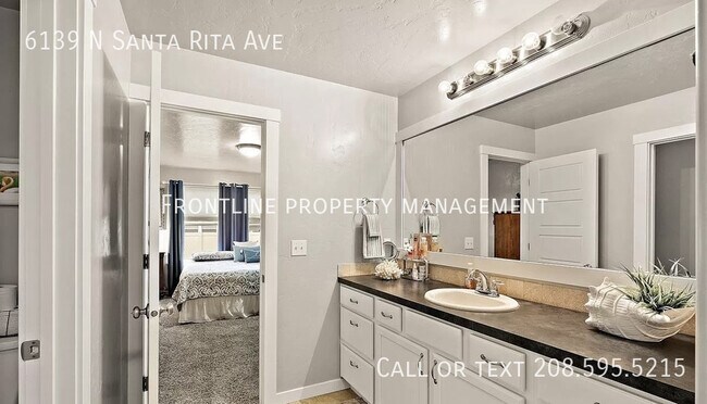 Building Photo - 6139 N Santa Rita Ave