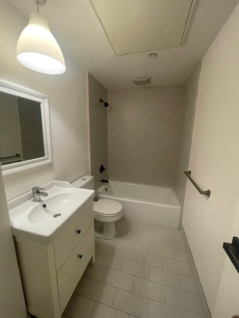 Building Photo - 920 Montgomery St