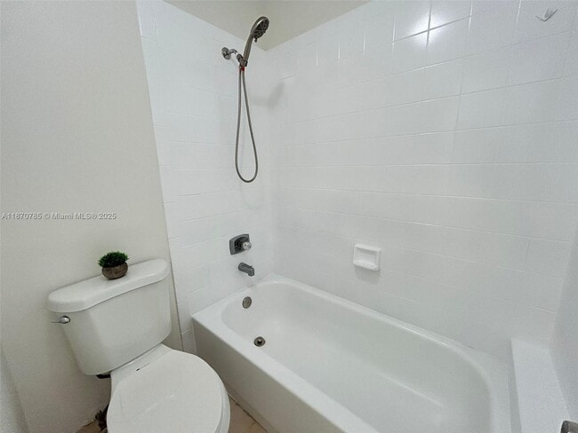 Building Photo - 11047 SW 154th Ct