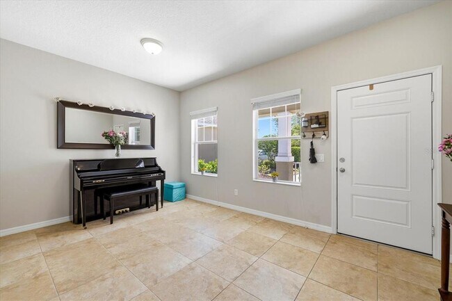 Building Photo - 4905 Boston Common Glen