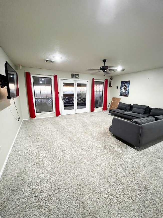 Building Photo - 1601 SW Boyles Landing Rd