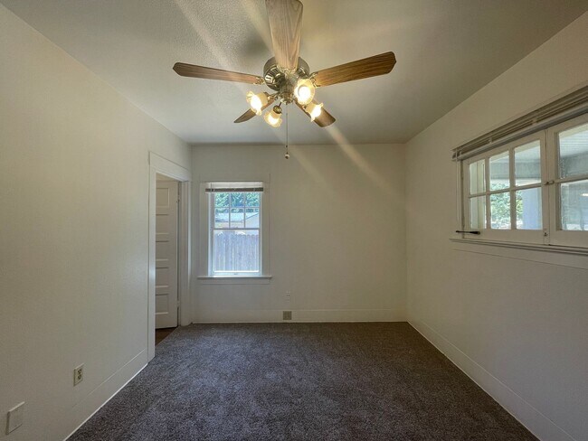 Building Photo - 9230 Curbaril Ave