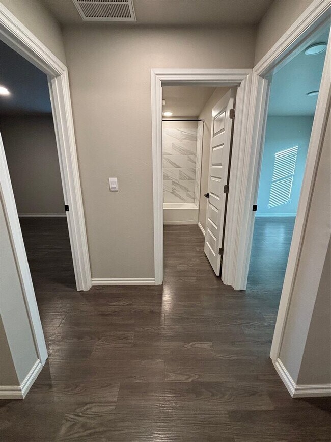 Building Photo - 4301 Christina Ct