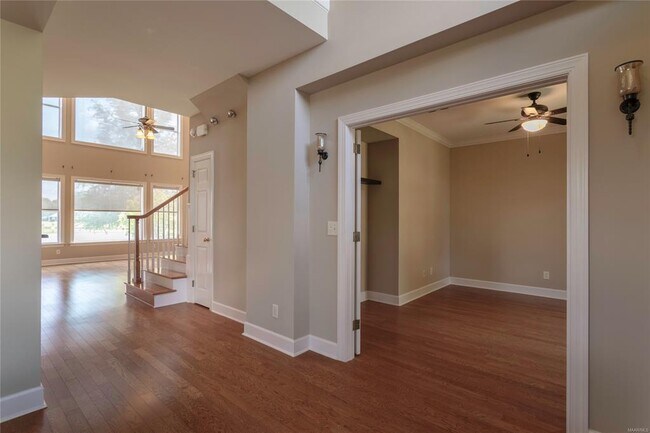 Building Photo - 9191 Brenham