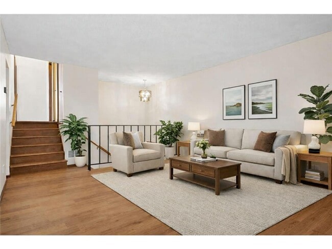 Building Photo - 2489 Woodbridge St