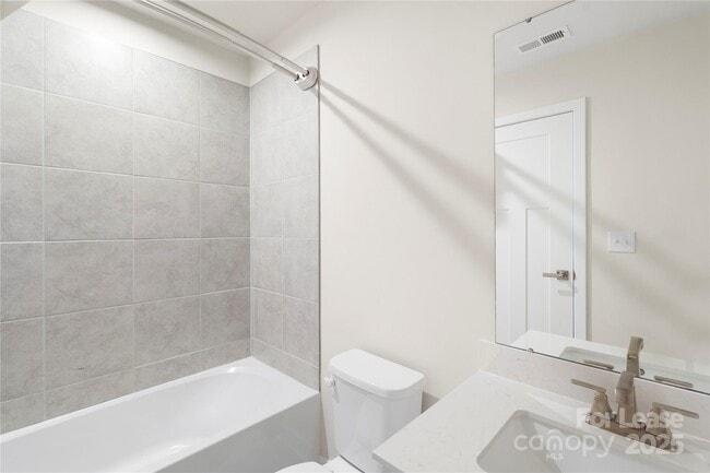 Building Photo - 128 Music Hall Wy