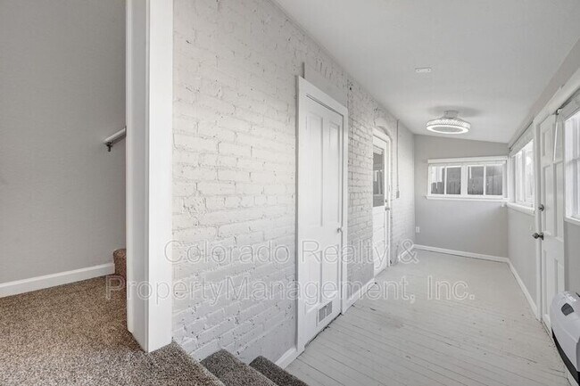 Building Photo - 3451 W 34th Ave