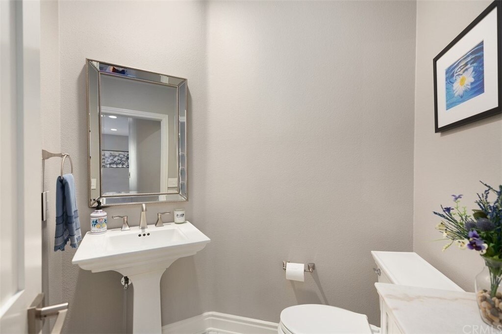 Building Photo - 3401 S Main St