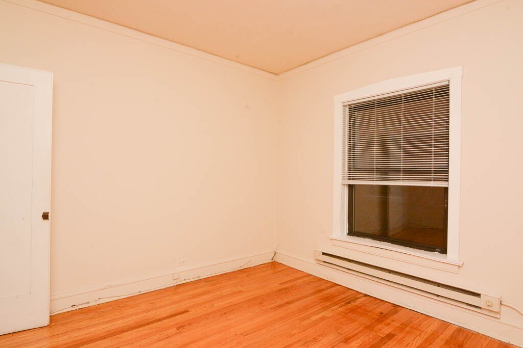 Building Photo - 1314 Oak Ave