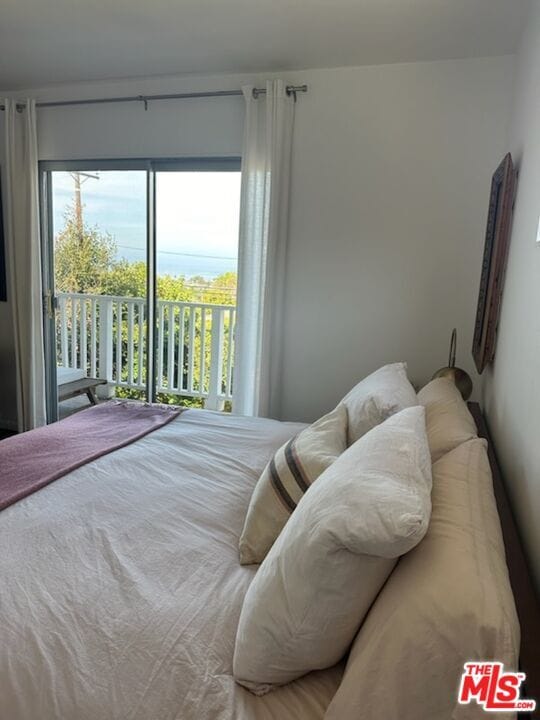 Building Photo - 555 Agate St