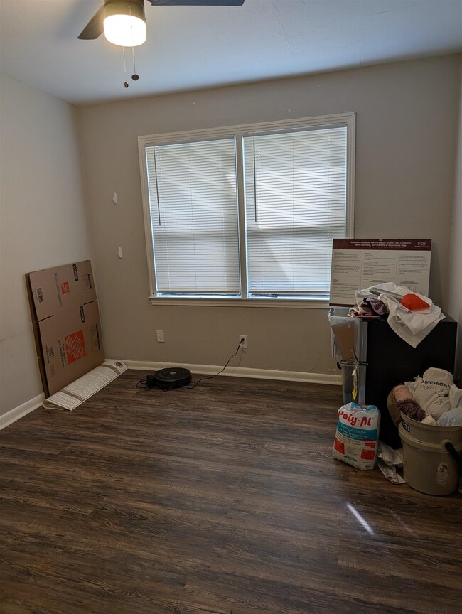 Building Photo - 1513 Atkamire Dr