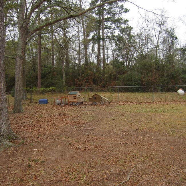 Building Photo - 512 County Rd 2222