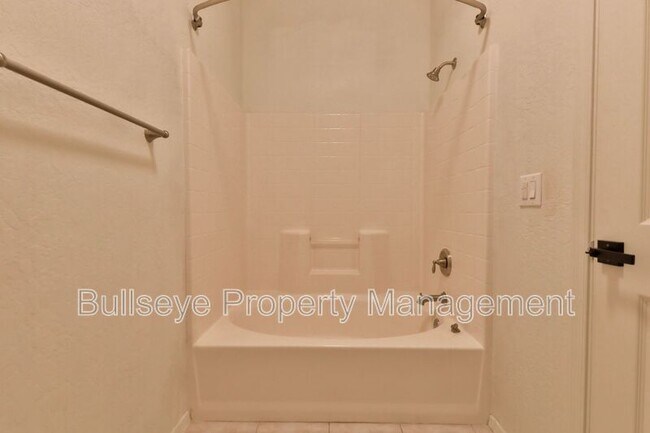Building Photo - 5450 E McLellan Rd
