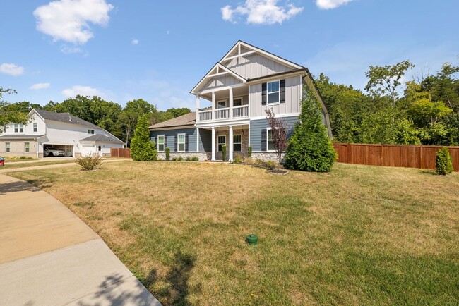 Building Photo - Nolensville home in the highly sought-afte...