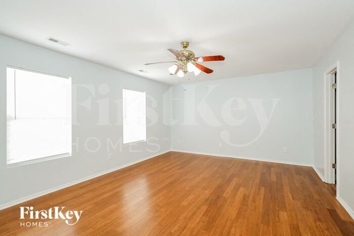 Building Photo - 16315 Circlegreen Dr