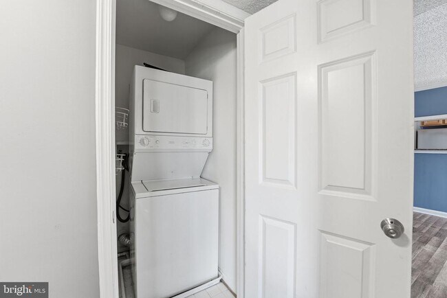 Building Photo - 15536 Horseshoe Ln