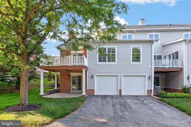 Building Photo - 563 Gramercy Ln