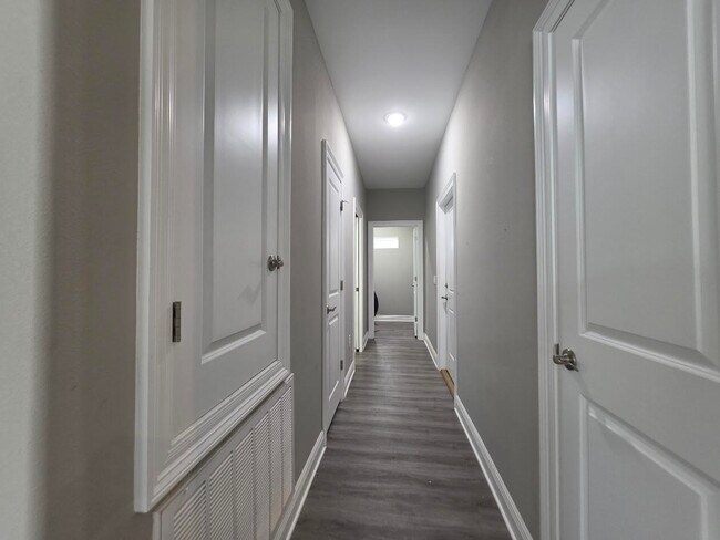 Building Photo - 2331 Hadleigh Hills Ct