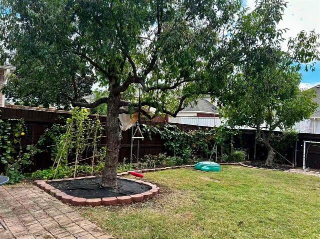 Building Photo - 4420 Lansbury Ln