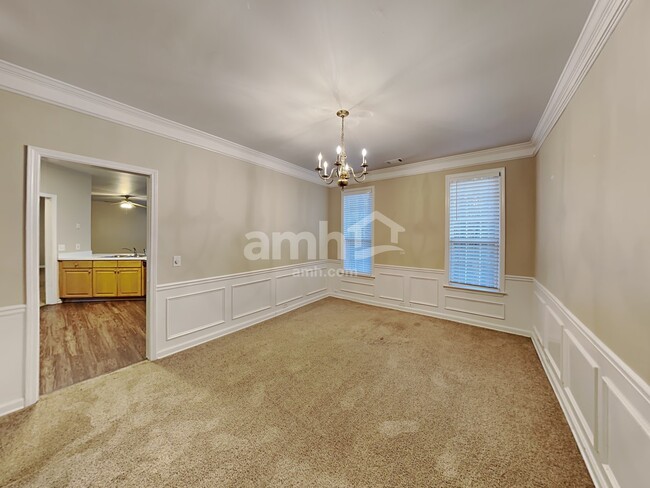 Building Photo - 401 Lochmere Ct