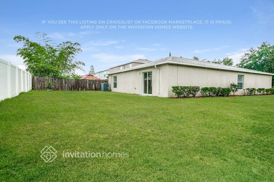 Building Photo - 30751 Sonnet Glen Dr