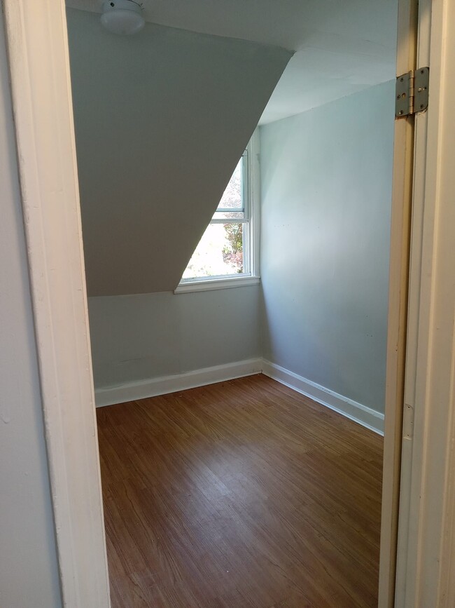 Building Photo - 6 Dudley St