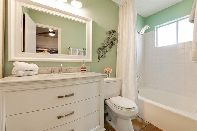 Building Photo - 6301 Evangeline Trail