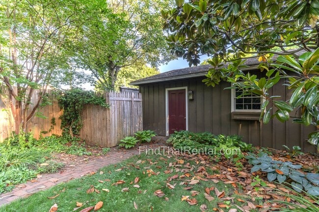 Building Photo - AVAILABLE NOW! Restored historic downtown Carlisle rental with fenced yard, pond, balcony, and ha...