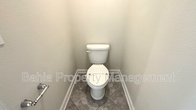 Building Photo - 15221 Pacey Cove Dr
