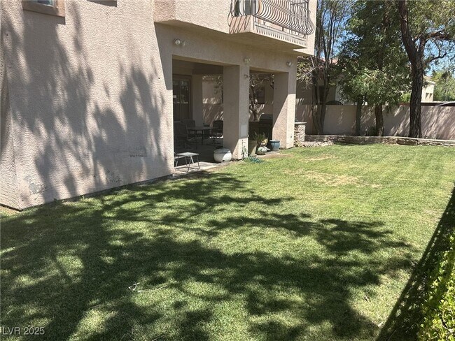 Building Photo - 141 Cliff Valley Dr