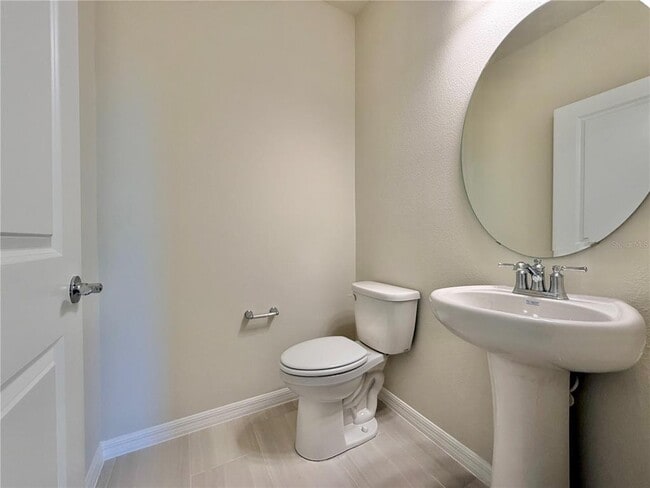 Building Photo - 16270 Merry Aly