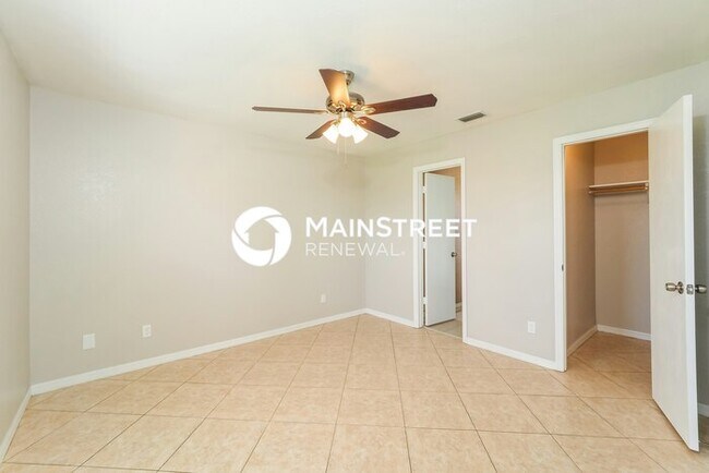 Building Photo - 3 Bedroom Pet-Friendly Home in Port St. Lucie, FL with Main Street Renewal