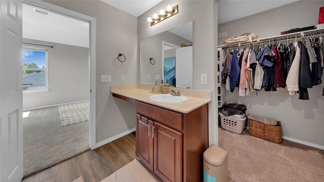 Building Photo - 2147 Twisted Cedar Ct